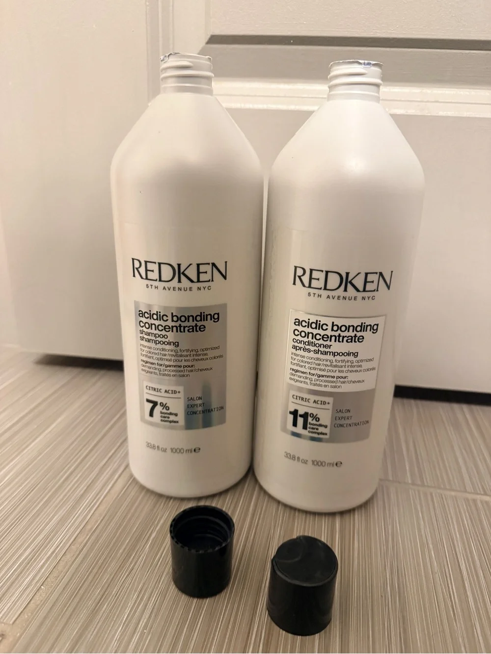 NEW - Redken Acidic Bonding Concentrate Shampoo & Conditioner set- 33.8 fl oz/1L